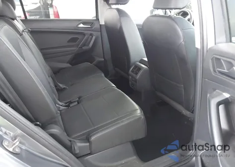 2019 Volkswagen Tiguan 2.0T Se/2.0T Sel/2.0T Sel R-Line/2.0T Sel R-Line Black из США, поврежденный, VIN 3VV3B7AX5KM161599